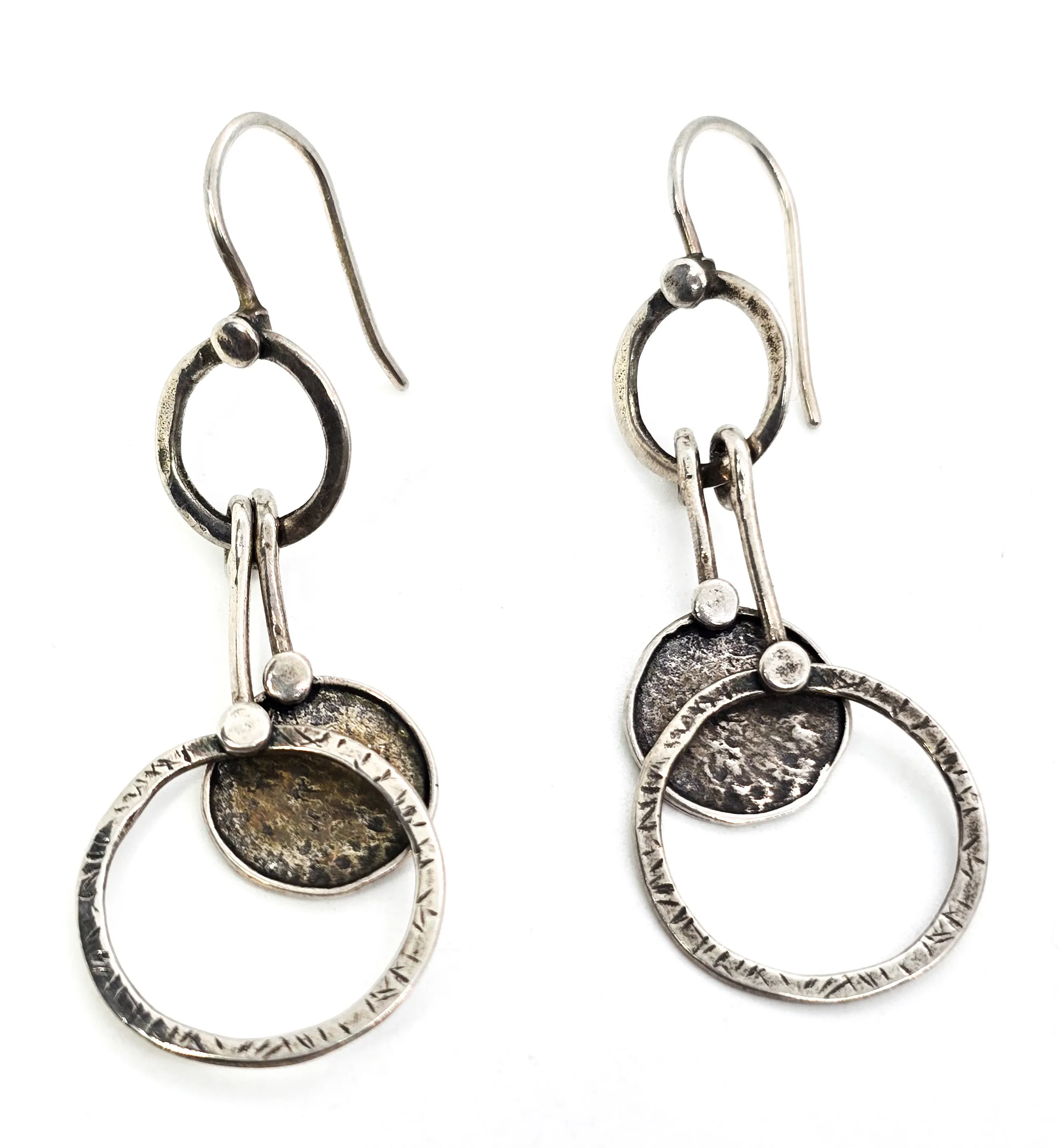 Silpada geometric drop hammered circles W1549 Retired Sterling Silver Earrings