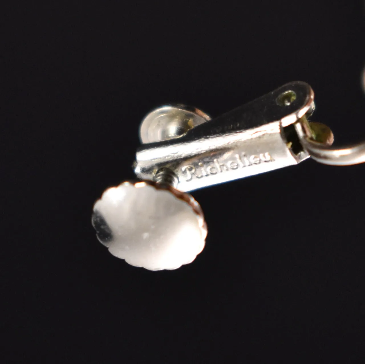Simple Pearl Earrings