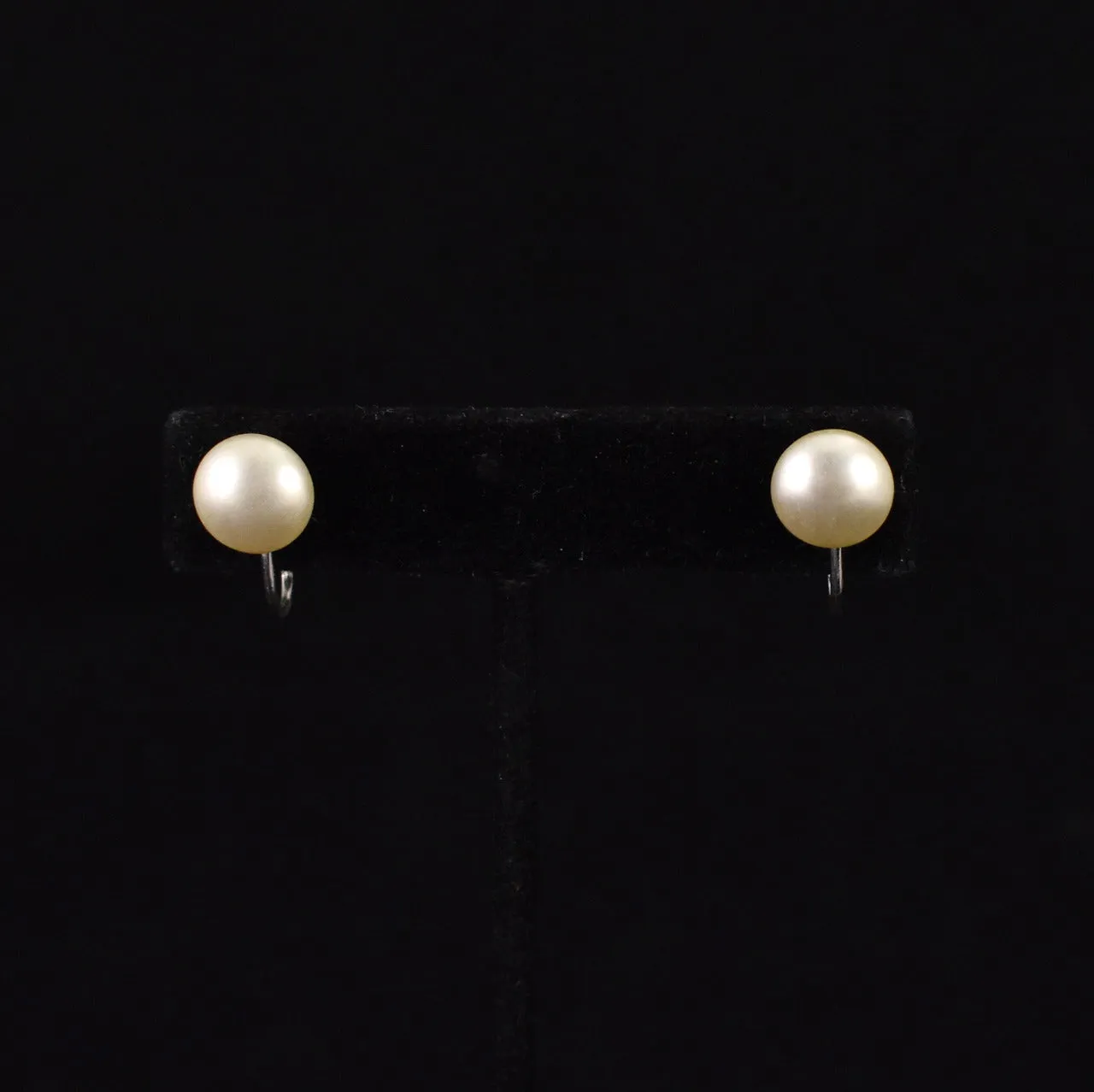 Simple Pearl Earrings