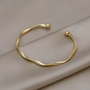 Simple Trendy Irregular Mobius Twist Open Cuff Bangle Bracelets For Women Gold Color Adjustable Jewelry