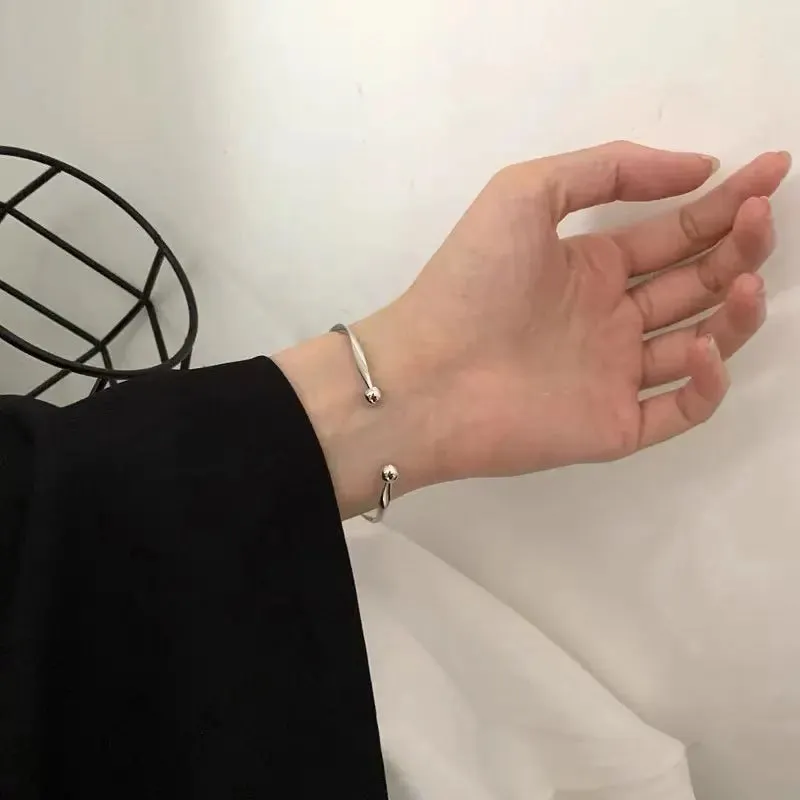 Simple Trendy Irregular Mobius Twist Open Cuff Bangle Bracelets For Women Gold Color Adjustable Jewelry
