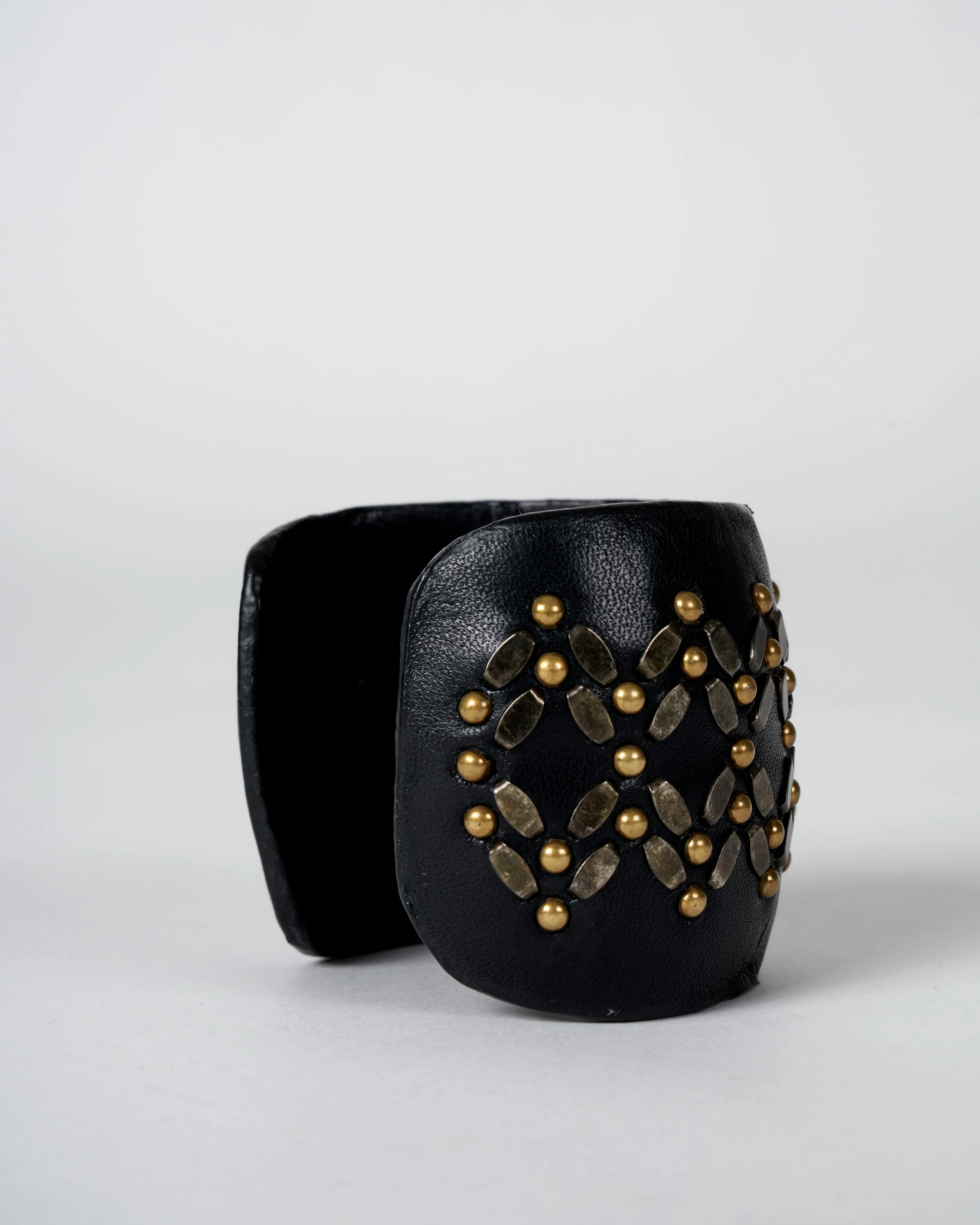 suella bangle bracelet - black