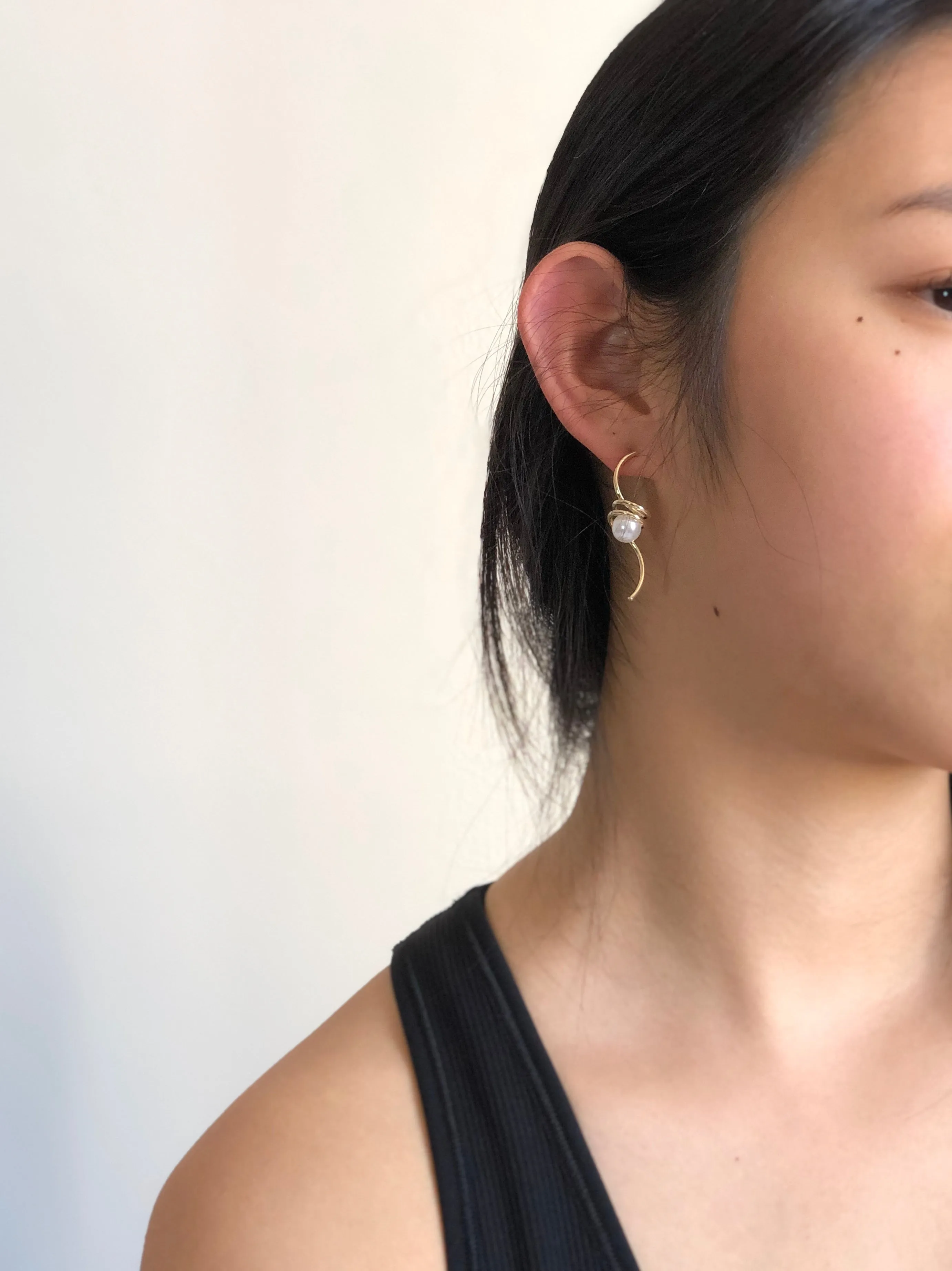 Swirl Pearl Gold Earrings