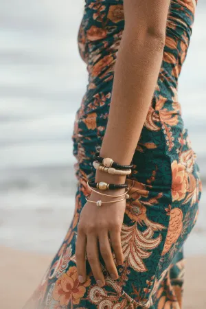 TAHA’A 14K GOLD BRACELET WITH GOLDEN SOUTH SEA PEARL