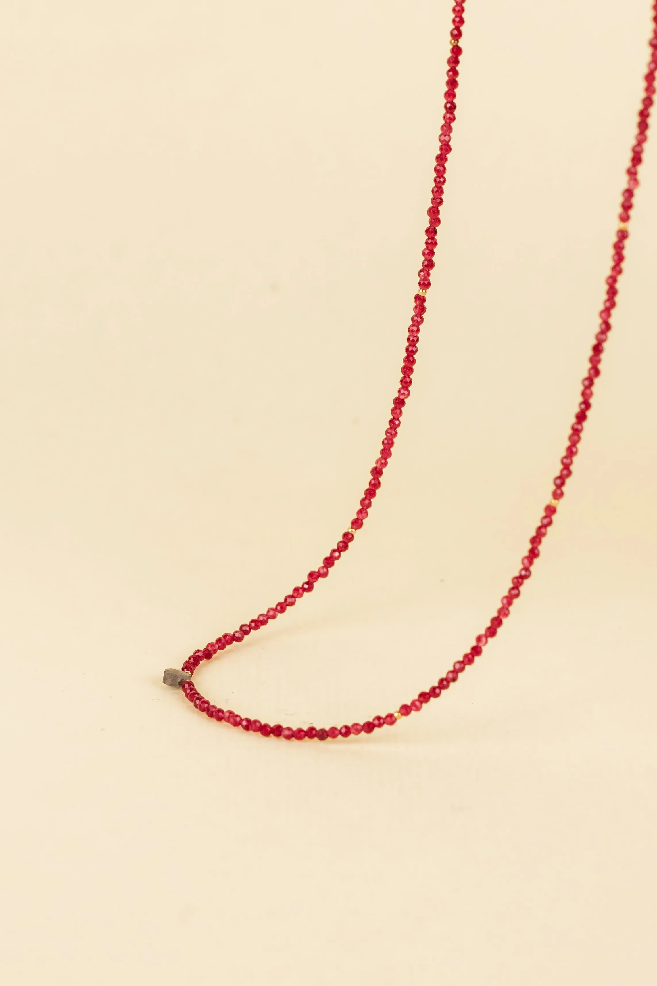 Trahir Red Crystal / Labradorite Necklace