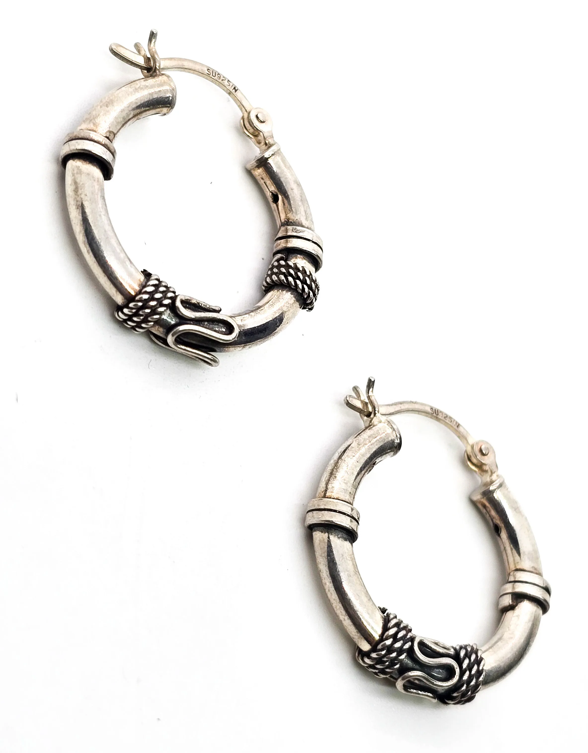 Tribal Balinese sterling silver lever back Bali SU IN vintage hoop earrings