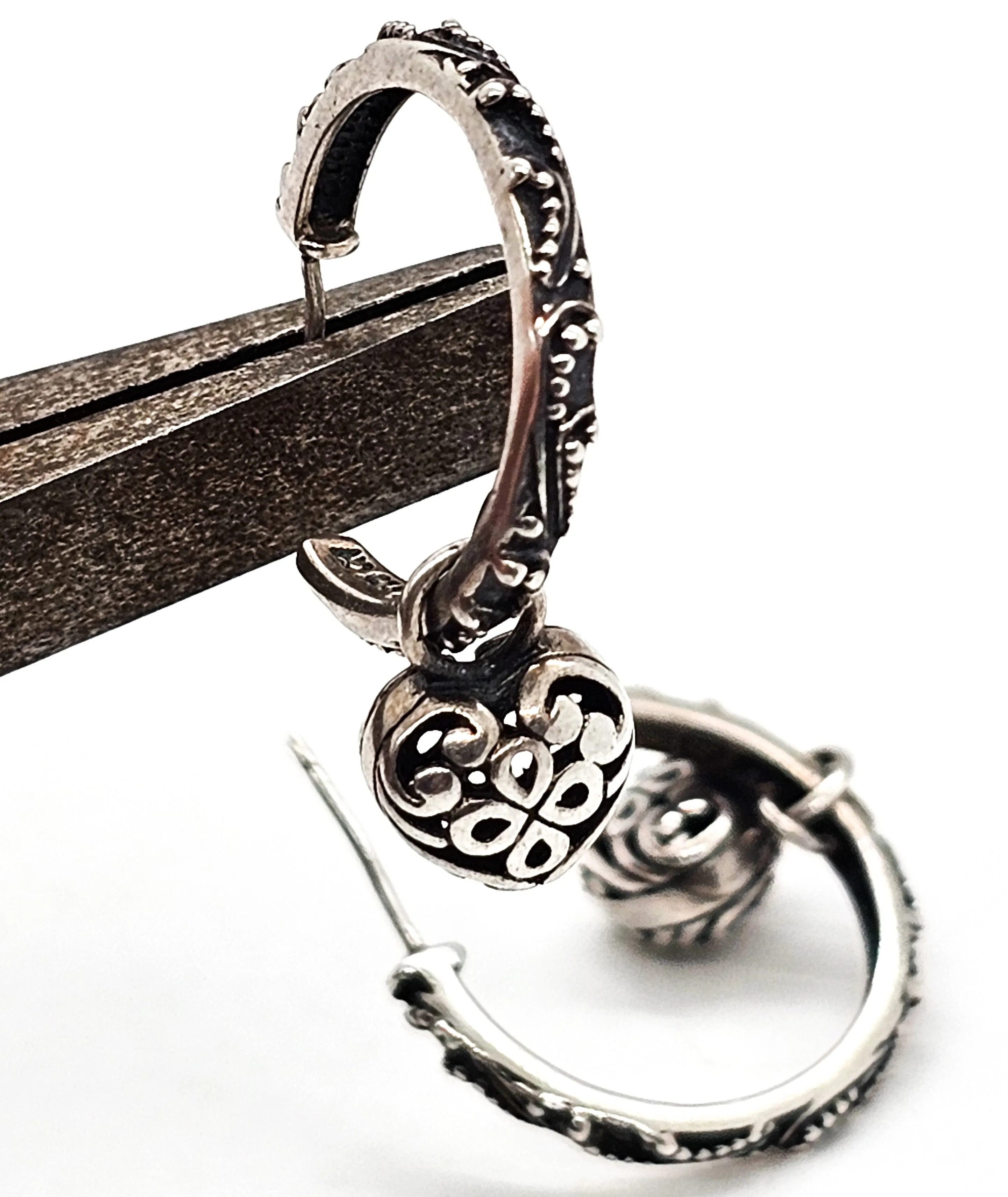 Tribal Heart charm Bali Balinese SU sterling silver vintage hoop earrings