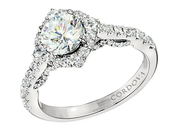 Un Amor Engagement Ring
