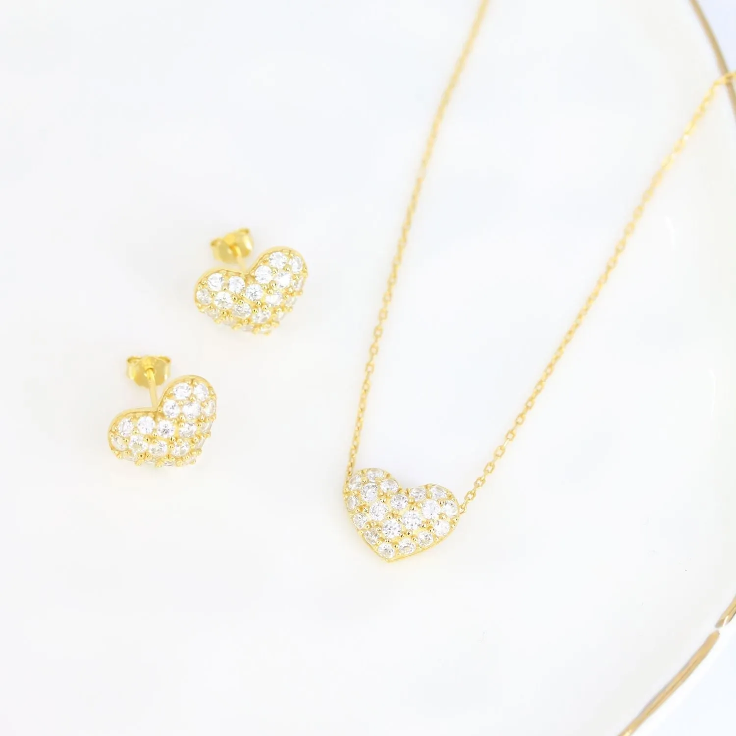 Valentina Pave Heart Necklace (Gold)