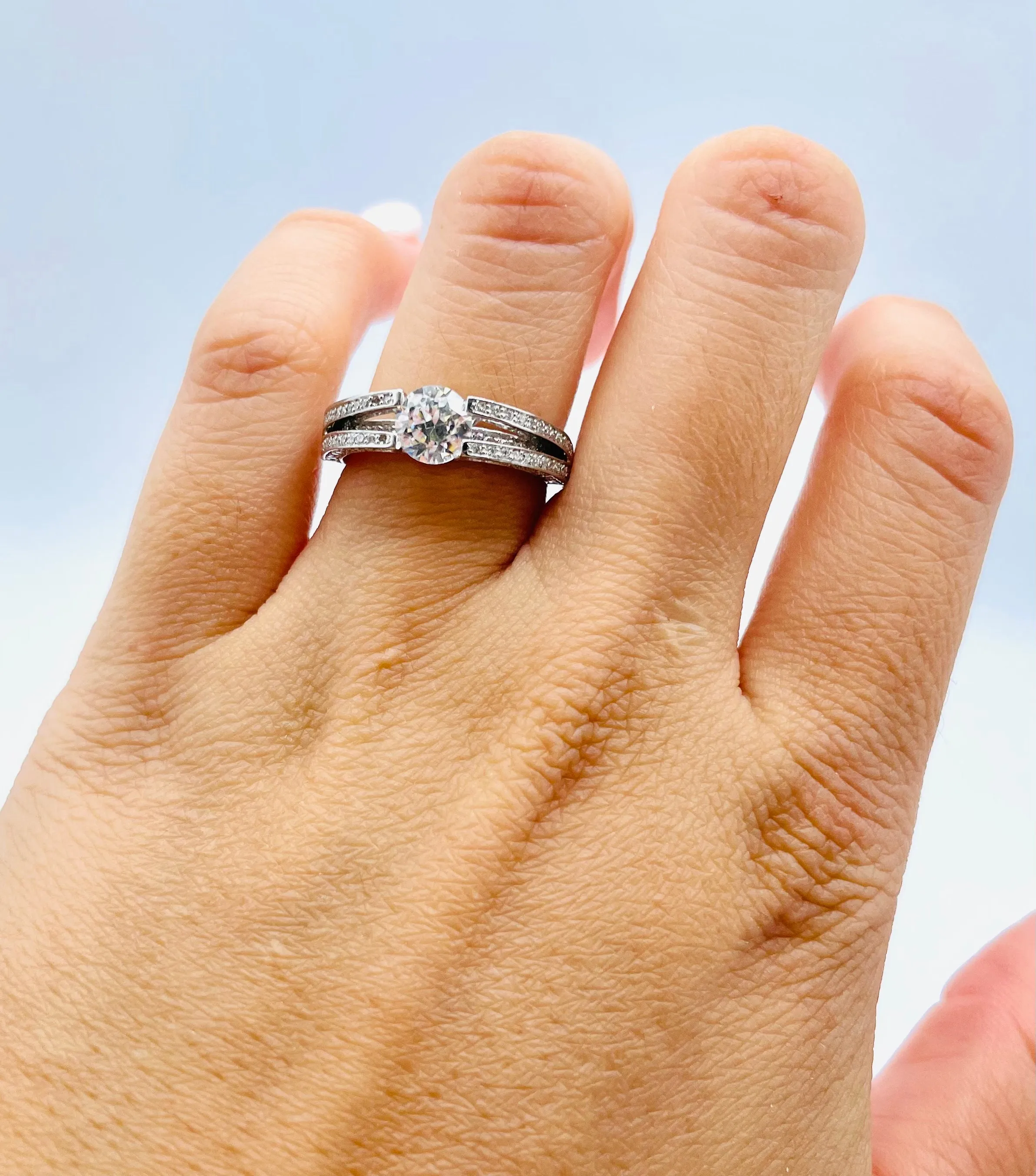 Verragio Ladies Round Cut Platinum Engagement Ring