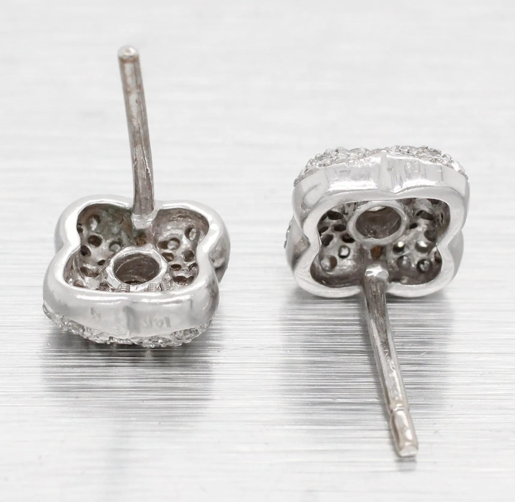 Vintage 1.00ctw Diamond Cluster Floral Clover Stud Earrings - 14k White Gold