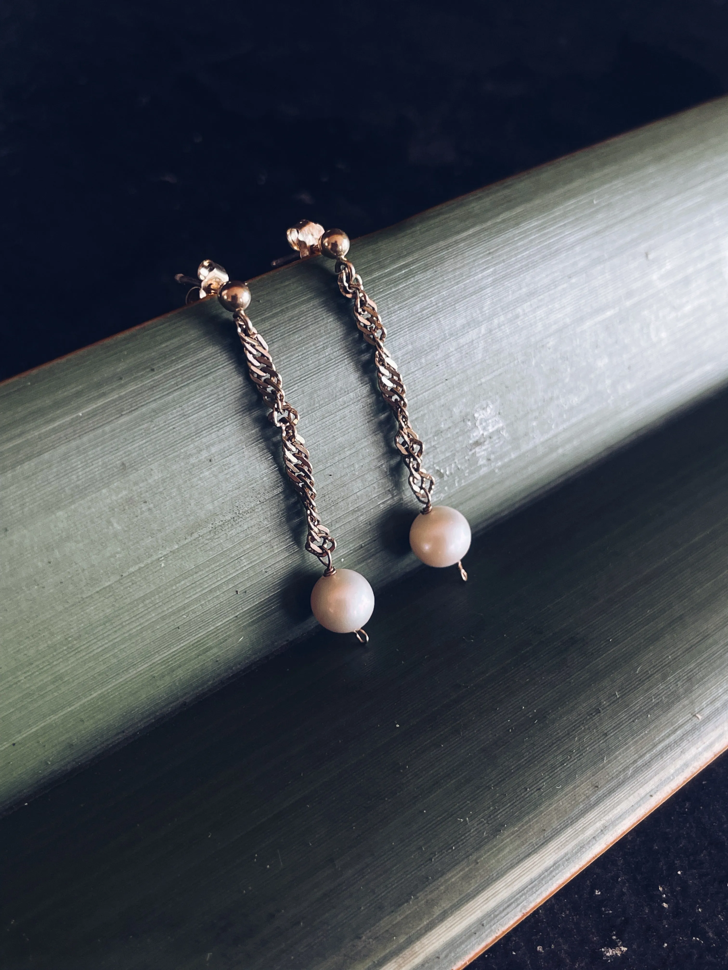 Vintage 10k Gold and Pearl Drop Earrings