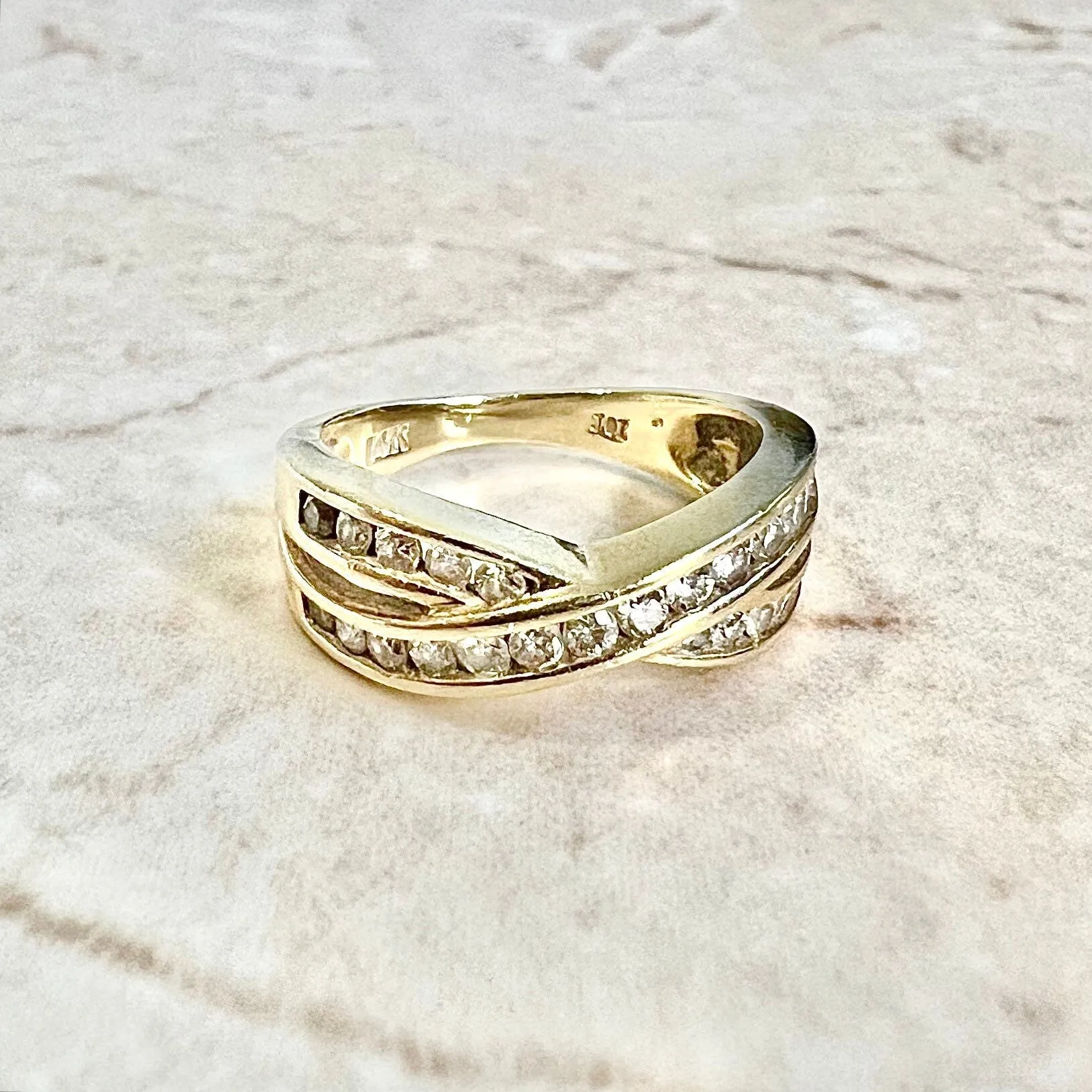 Vintage 14 Karat Yellow Gold 0.40 Carat Diamond Crossover Band Ring