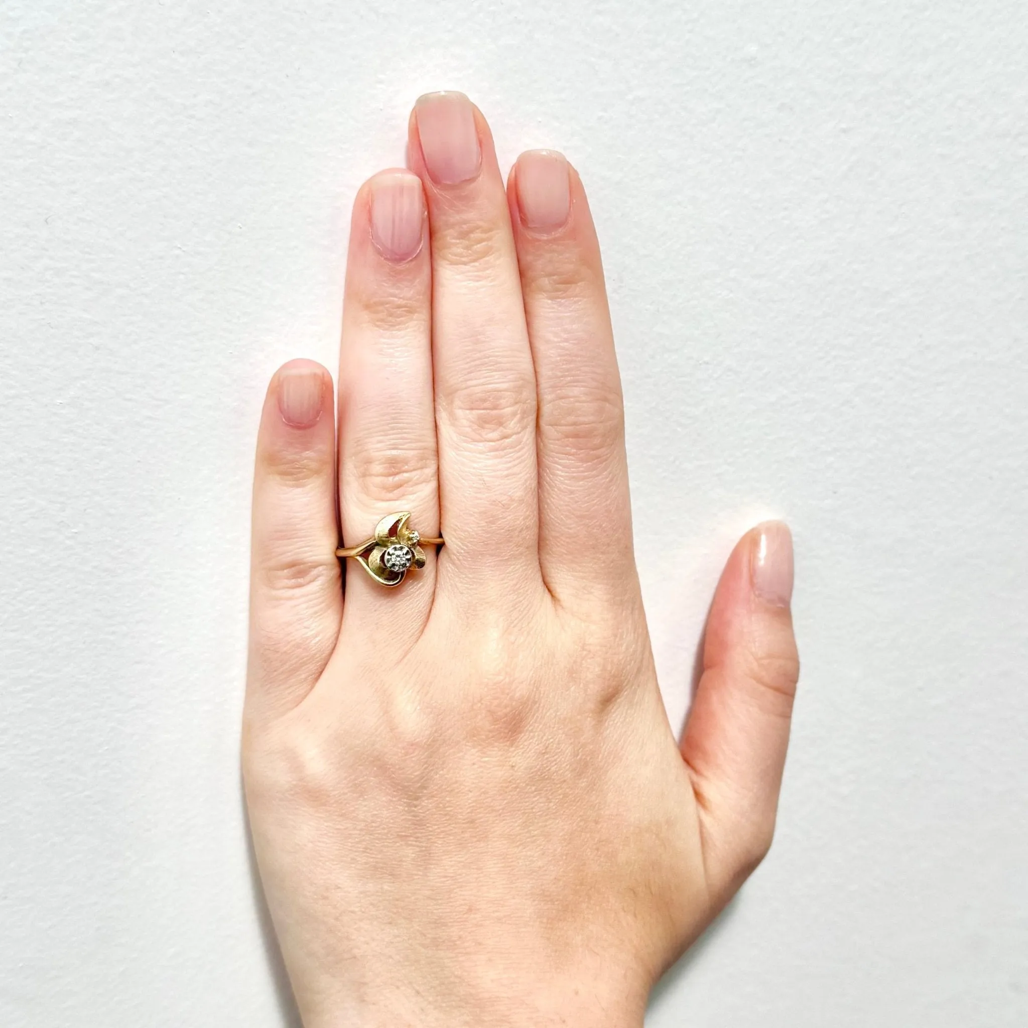 Vintage 14 Karat Yellow Gold Diamond Leaf Cocktail Ring