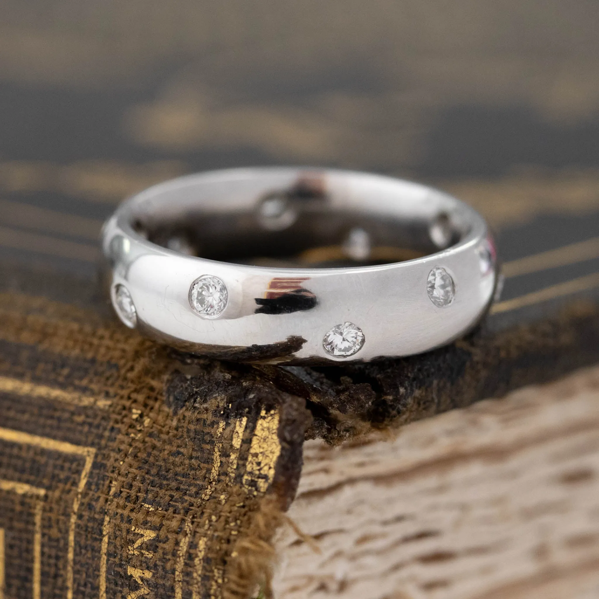 Vintage Diamond Scatter Band