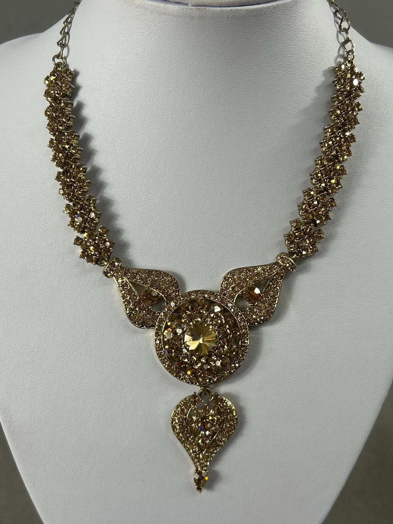 Vintage Rhinestone Earrings Necklace Set