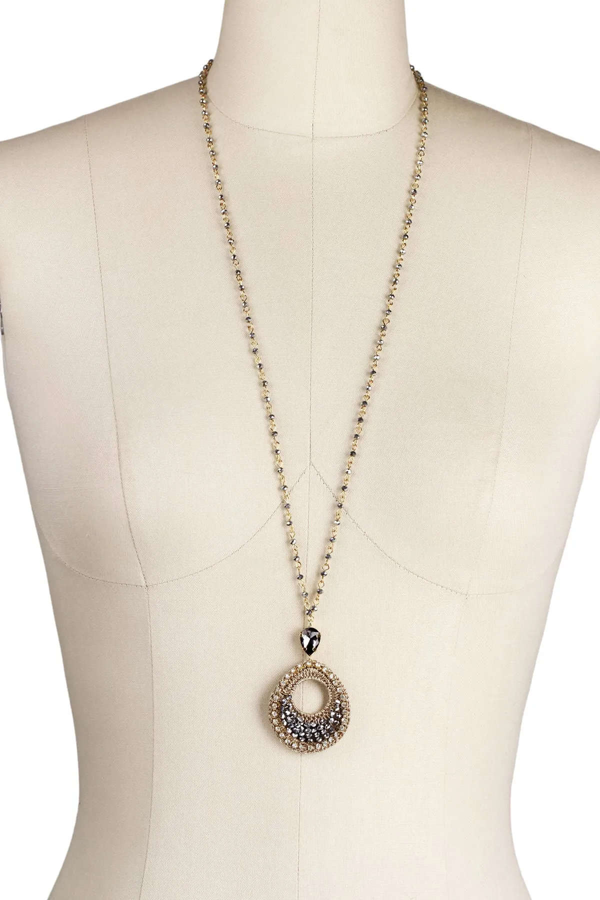 Vivaan Teardrop Pendant Neckla
