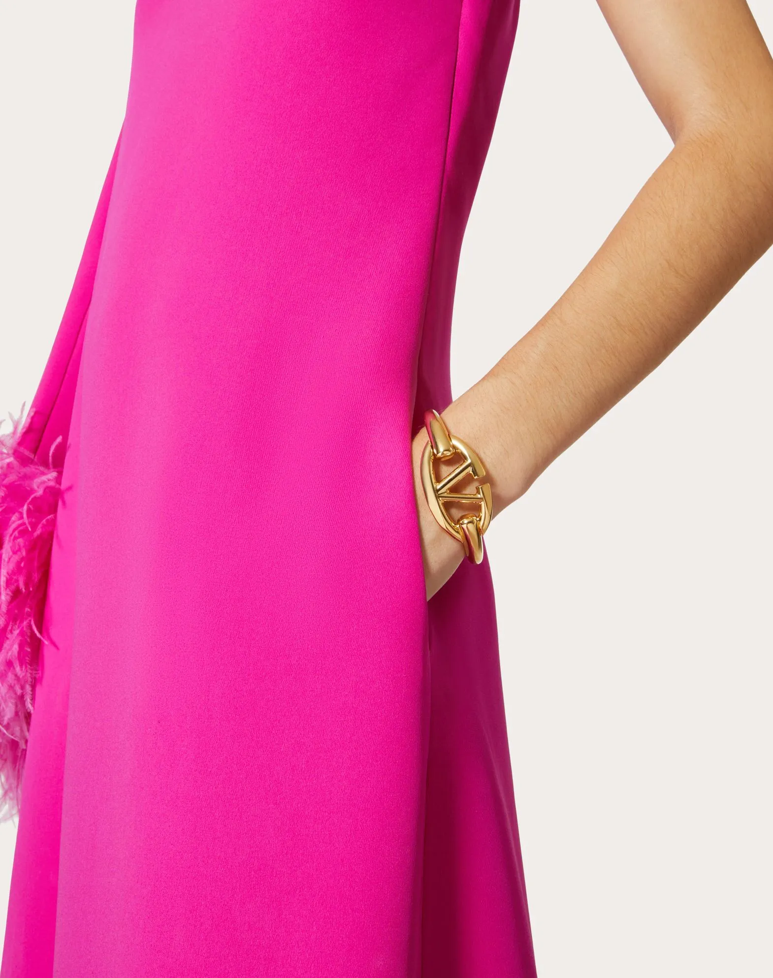 Vlogo Metal Signature Bangle