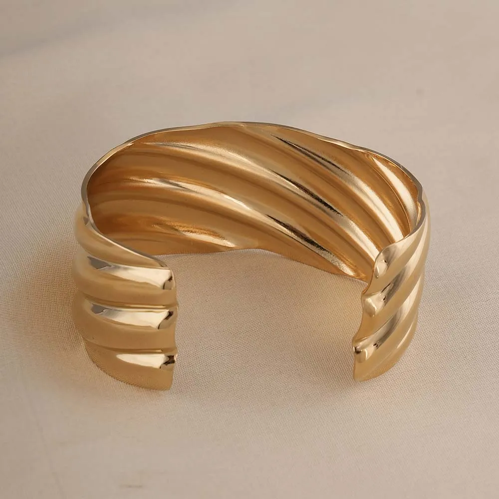 Wavy Gold Cuff Bracelet